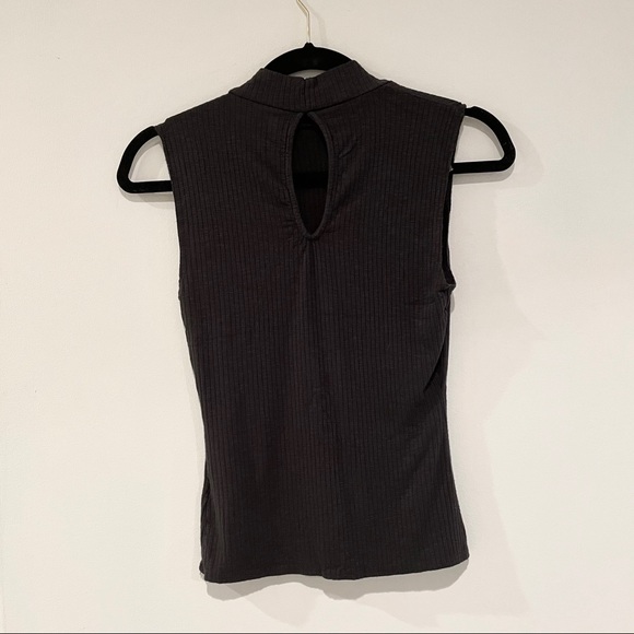 ModCloth Mock Neck Tank - Picture 6 of 7
